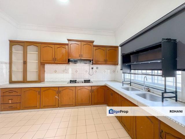 House for sale in Petaling, Subang Jaya