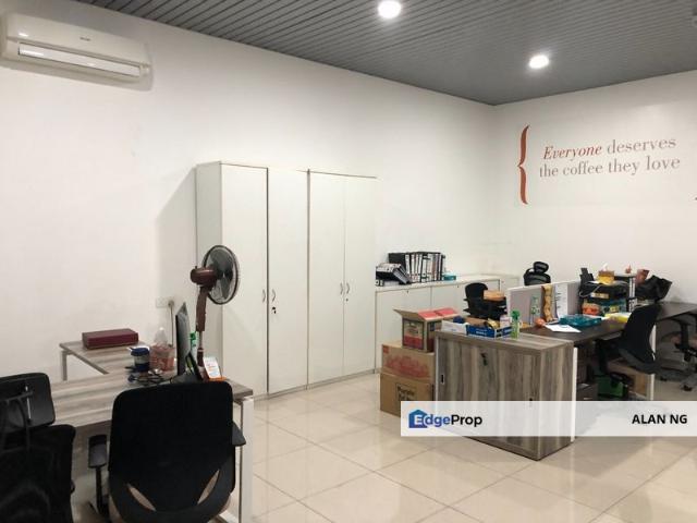 Shop for sale in Petaling, Subang Jaya