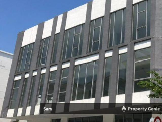 Shop for rent in Petaling, Subang Jaya