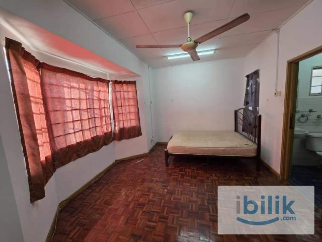 Room for rent in Petaling, Subang Jaya