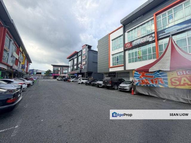 Shop for sale in Kulai, Johor