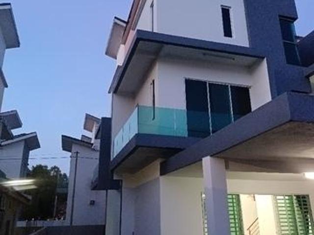 Bungalow for rent in Wellesley, Penang