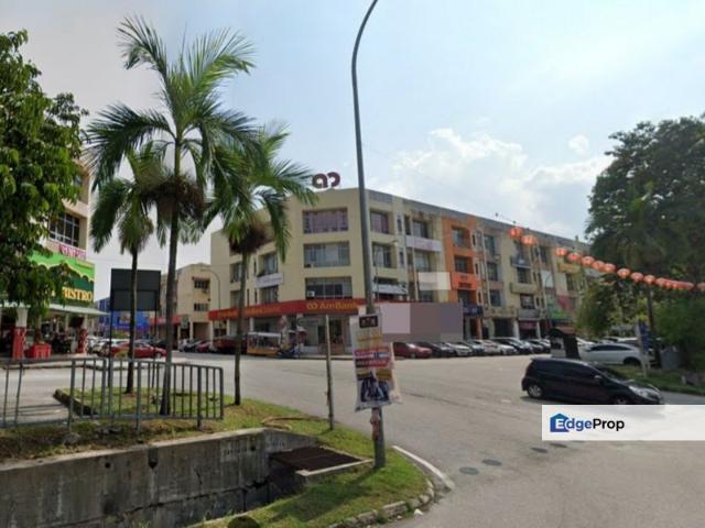 Shop for rent in Kajang, Langat