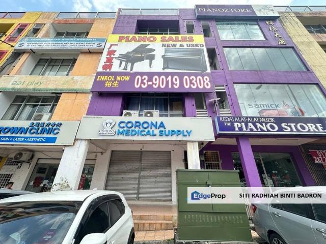 Shop for rent in Kajang, Langat