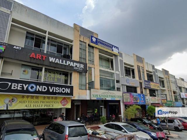 Shop for sale in Kajang, Langat