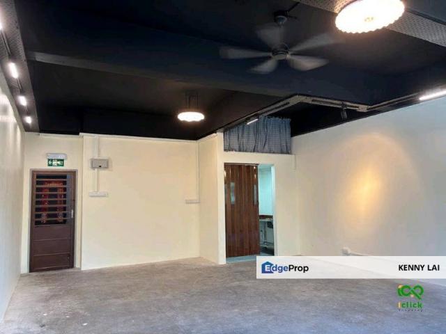 Shop for rent in Kajang, Langat