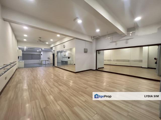 Shop for rent in Kajang, Langat