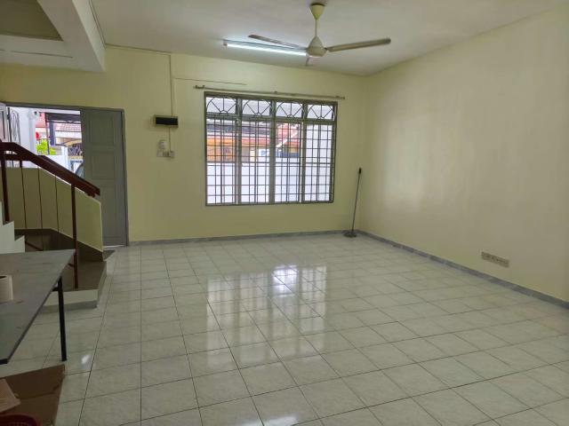 House for rent in Kajang, Langat