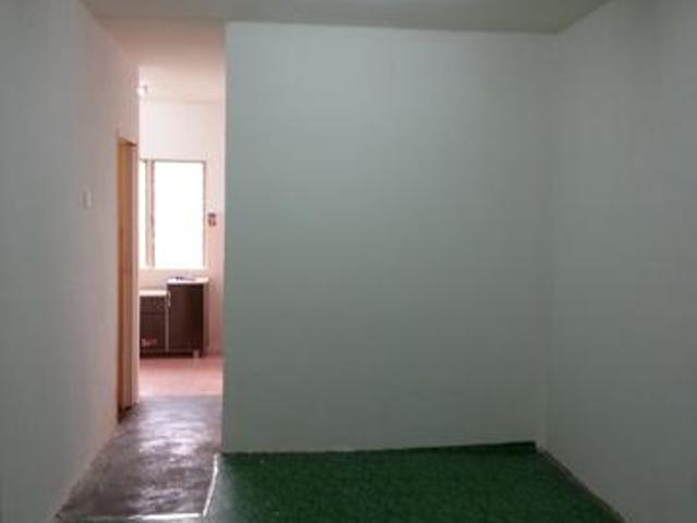 Flat for sale in Kajang, Langat
