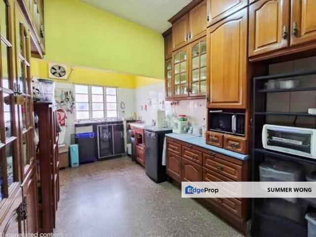 House for sale in Bandar Menjalara