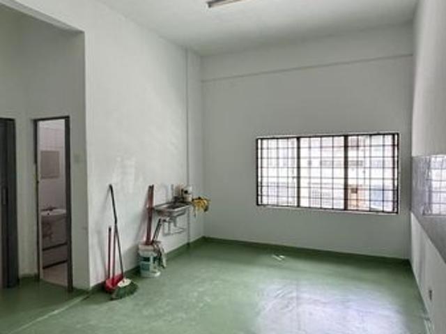 Shop for rent in Kepong, Kuala Lumpur