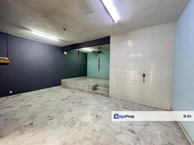 House for sale in Country Heights Damansara, Kuala Lumpur