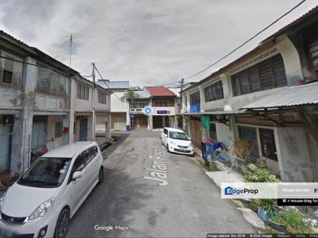 Shop for sale in Mukim 16, Tena