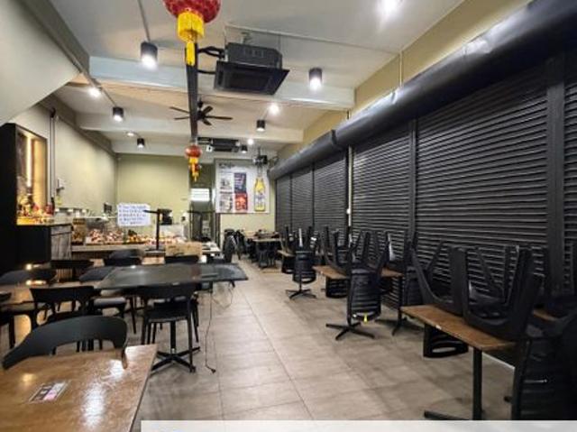 Shop for rent in Mukim 16, Tena