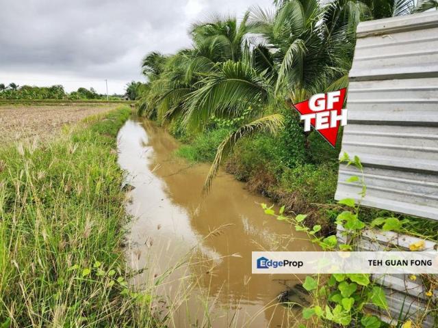 Shop for sale in Mukim 16, Tena