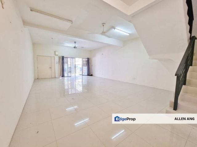 House for sale in Seksyen U10, Shah Alam