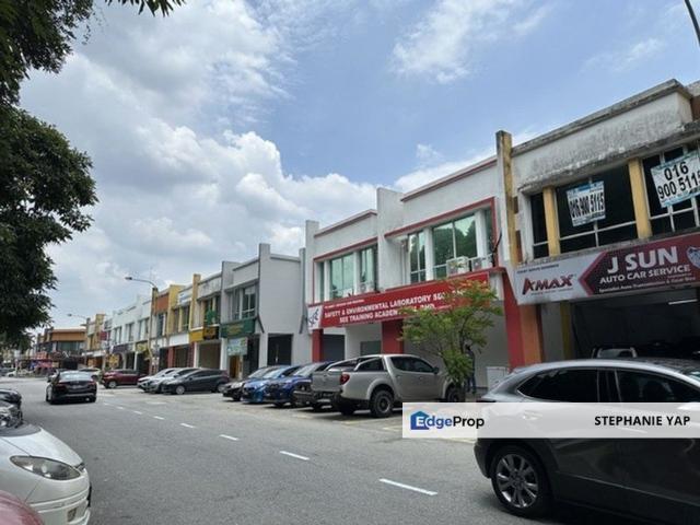 Shop for rent in Country Heights Damansara, Kuala Lumpur