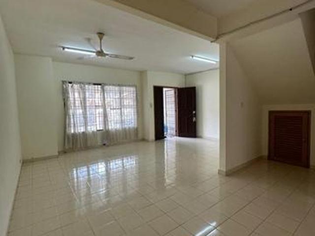 Terraced House for rent in Bandaraya Klang, Klang