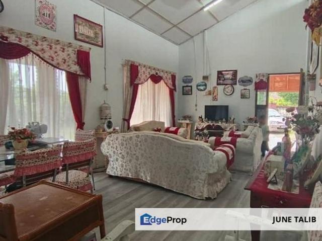 House for sale in Kota Tinggi
