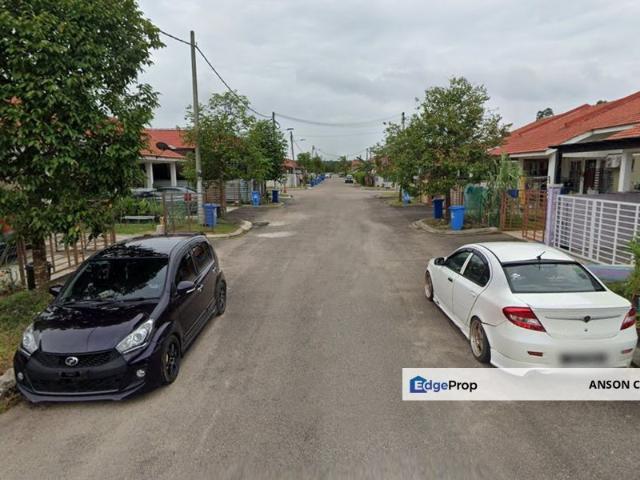 House for sale in Kota Tinggi