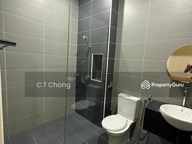Shop for sale in Johor