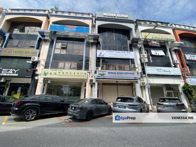 Shop for sale in Petaling, Subang Jaya