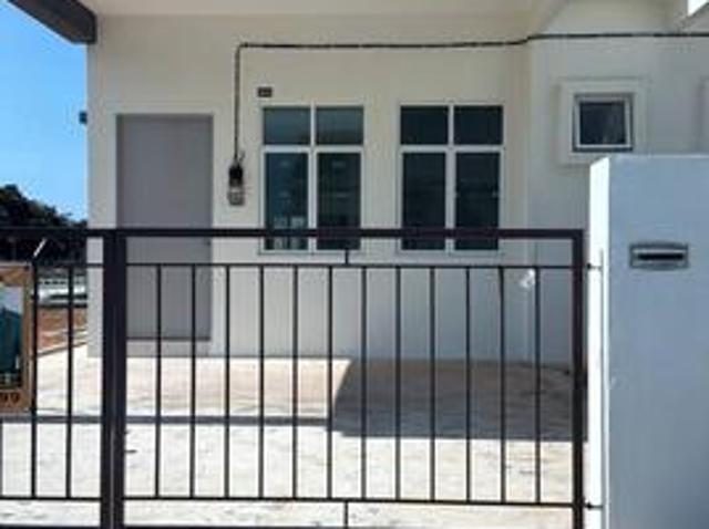 Townhouse for sale in Lunas, Kedah