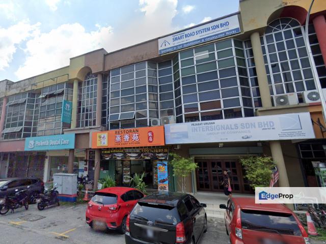 Warehouse for rent in Petaling, Alam Impian