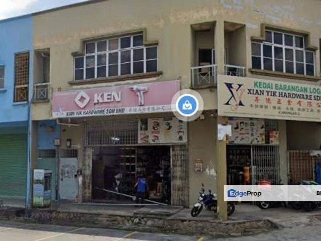 Warehouse for rent in Petaling, Alam Impian