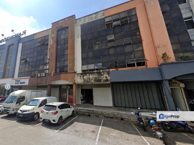 Shop for rent in Petaling, Alam Impian