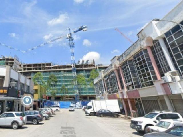 Shop for rent in Petaling, Alam Impian
