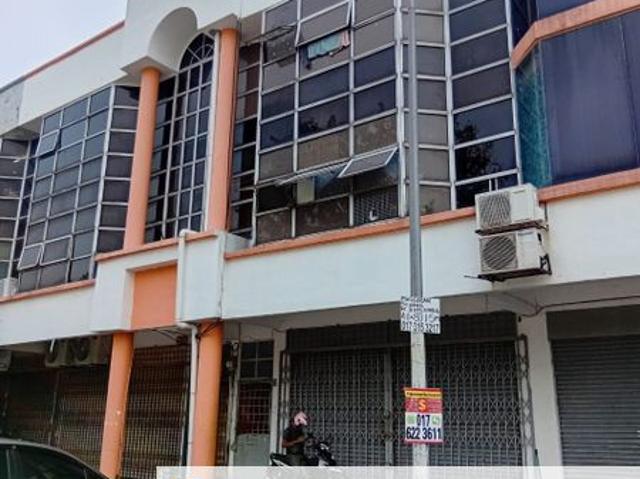 Shop for sale in Petaling, Alam Impian