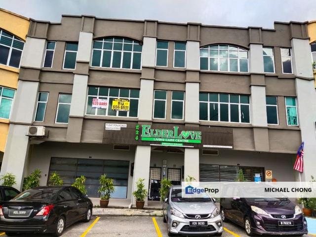 Shop for sale in Petaling, Alam Impian