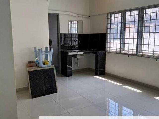 Shop for rent in Petaling, Subang Jaya