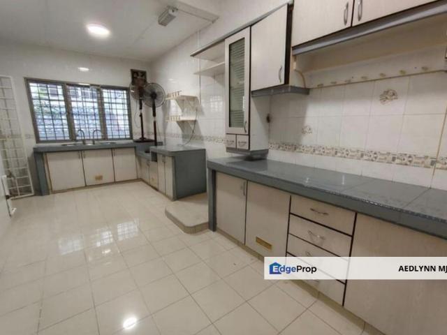 House for sale in Petaling, Subang Jaya
