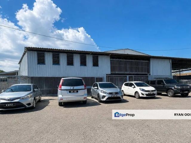 Warehouse for rent in Puchong, Majlis Bandaraya Subang Jaya