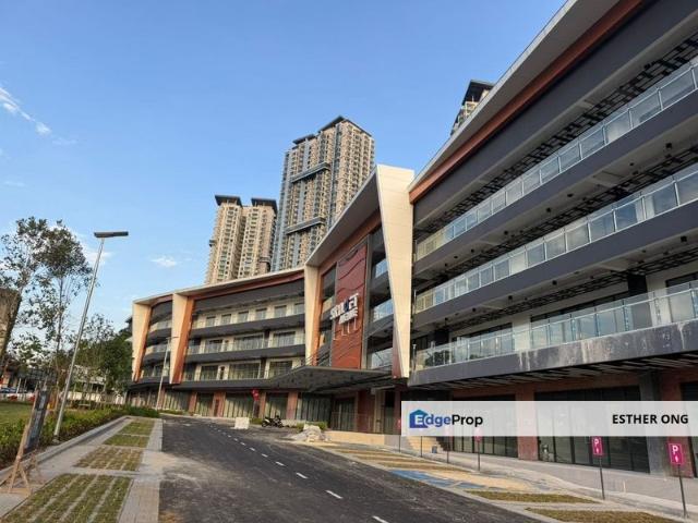 Shop for rent in Petaling, Subang Jaya