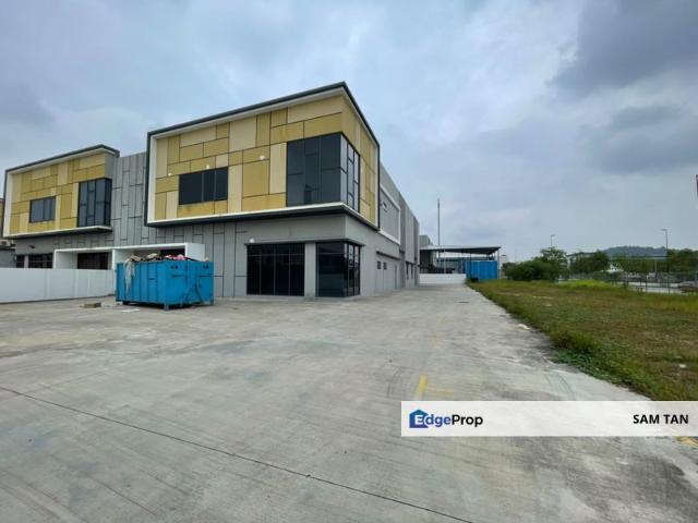 Warehouse for sale in Eco Business Park V East Gate, Bandar Puncak Alam