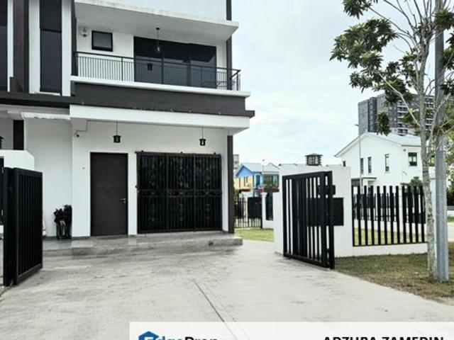 House for sale in Bandar Puncak Alam, Kuala Selangor