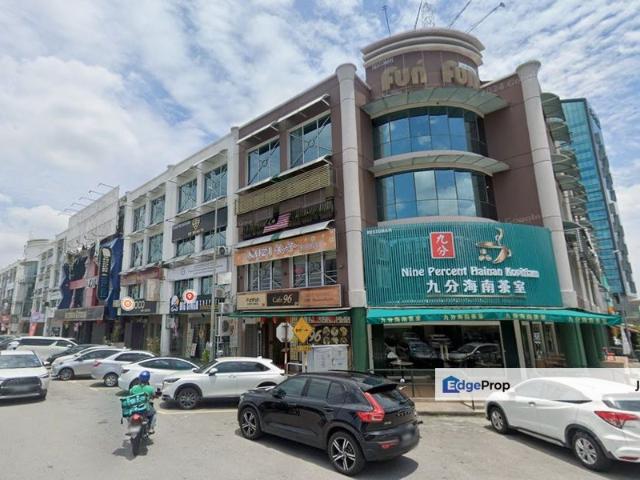 Shop for rent in Petaling, Subang Jaya