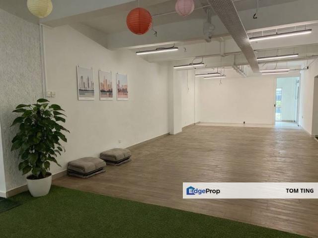 Shop for sale in Petaling, Subang Jaya