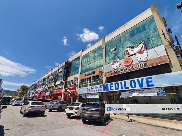 Shop for rent in Petaling, Subang Jaya