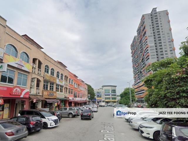 Shop for sale in Petaling, Subang Jaya