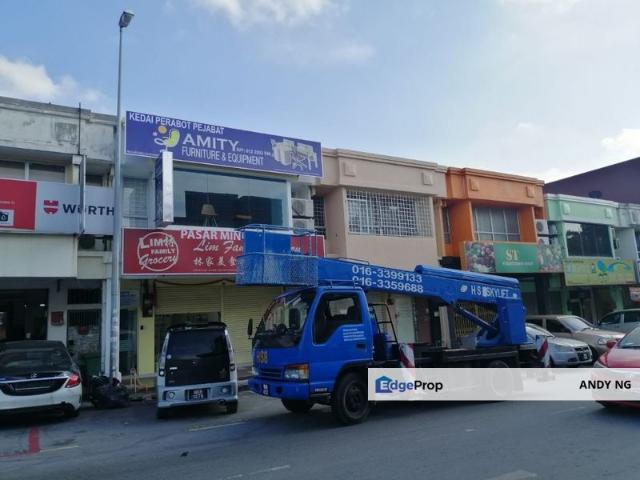 Shop for rent in Petaling, Subang Jaya