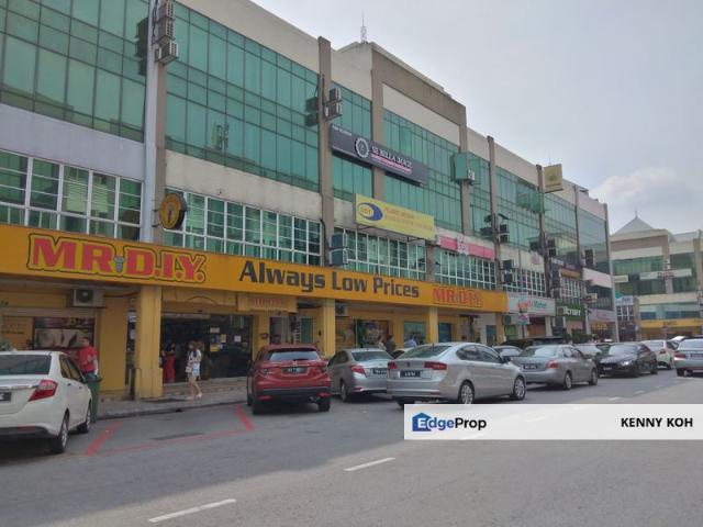 Shop for rent in Petaling, Damansara Damai