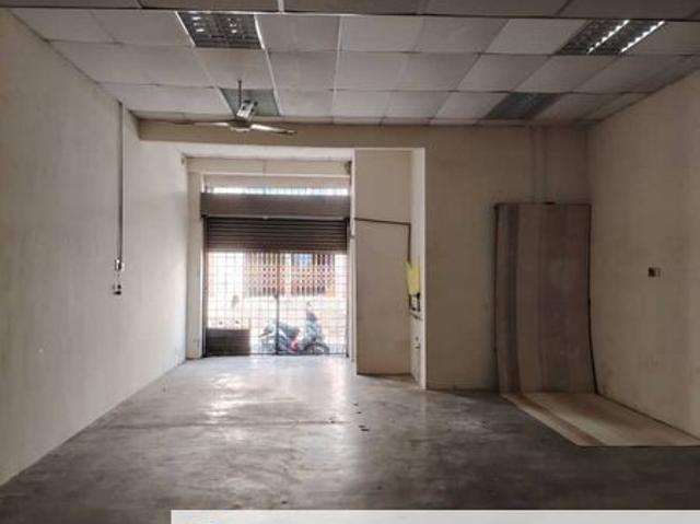 Shop for sale in Petaling Jaya, Petaling