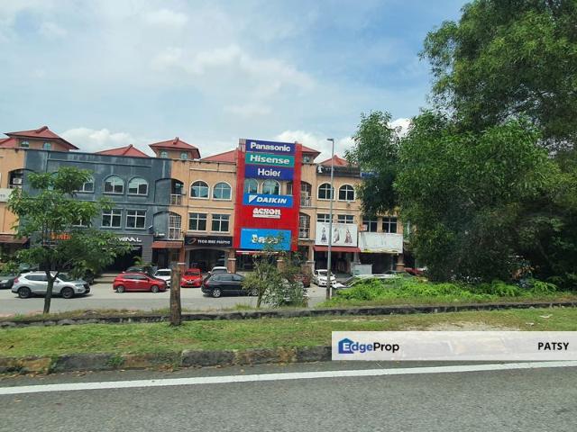 Shop for rent in Petaling, Subang Jaya