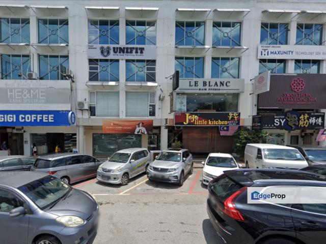 Shop for rent in Petaling, Subang Jaya