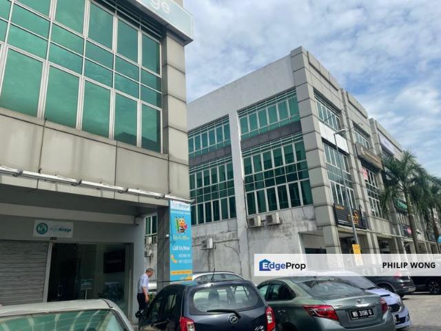 Shop for sale in Petaling, Subang Jaya