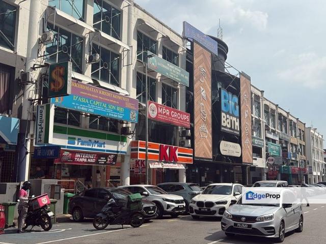 Shop for rent in Petaling, Subang Jaya